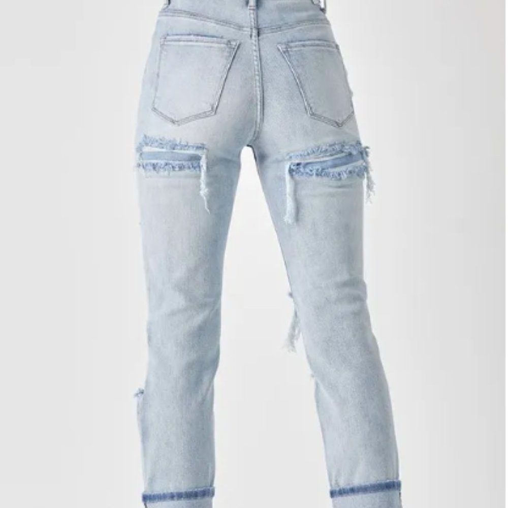 Risen distressed jeans size 15